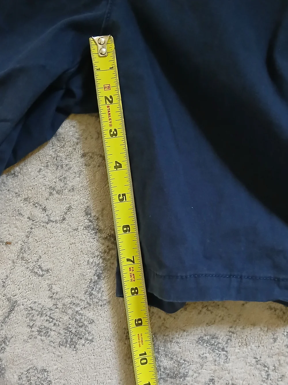 Old Navy Slim Built-In Flex Chino Shorts - Size 32
